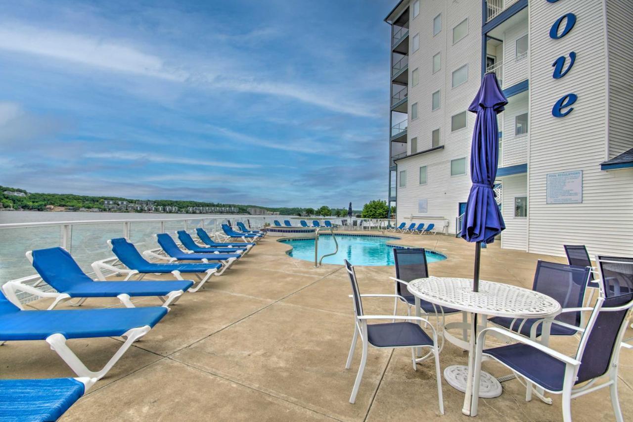 Breezy Lake Ozark Escape Dock, Slip And Pool! Kültér fotó