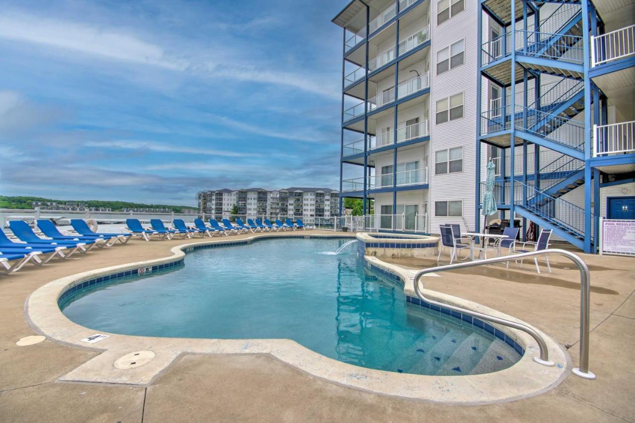 Breezy Lake Ozark Escape Dock, Slip And Pool! Kültér fotó